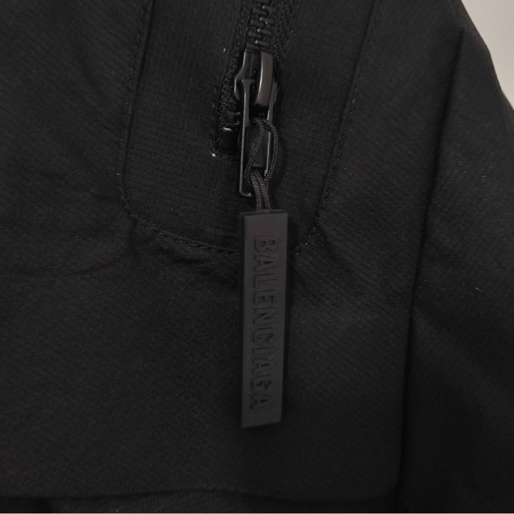 Balenciaga Technical Fabric Series Zip-Up Puffer Jacket - Picture 13 of 14
